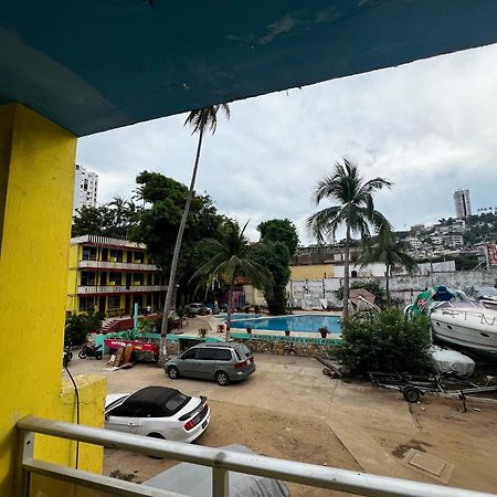 Casa De Huespedes Walton Hotel Acapulco Eksteriør billede