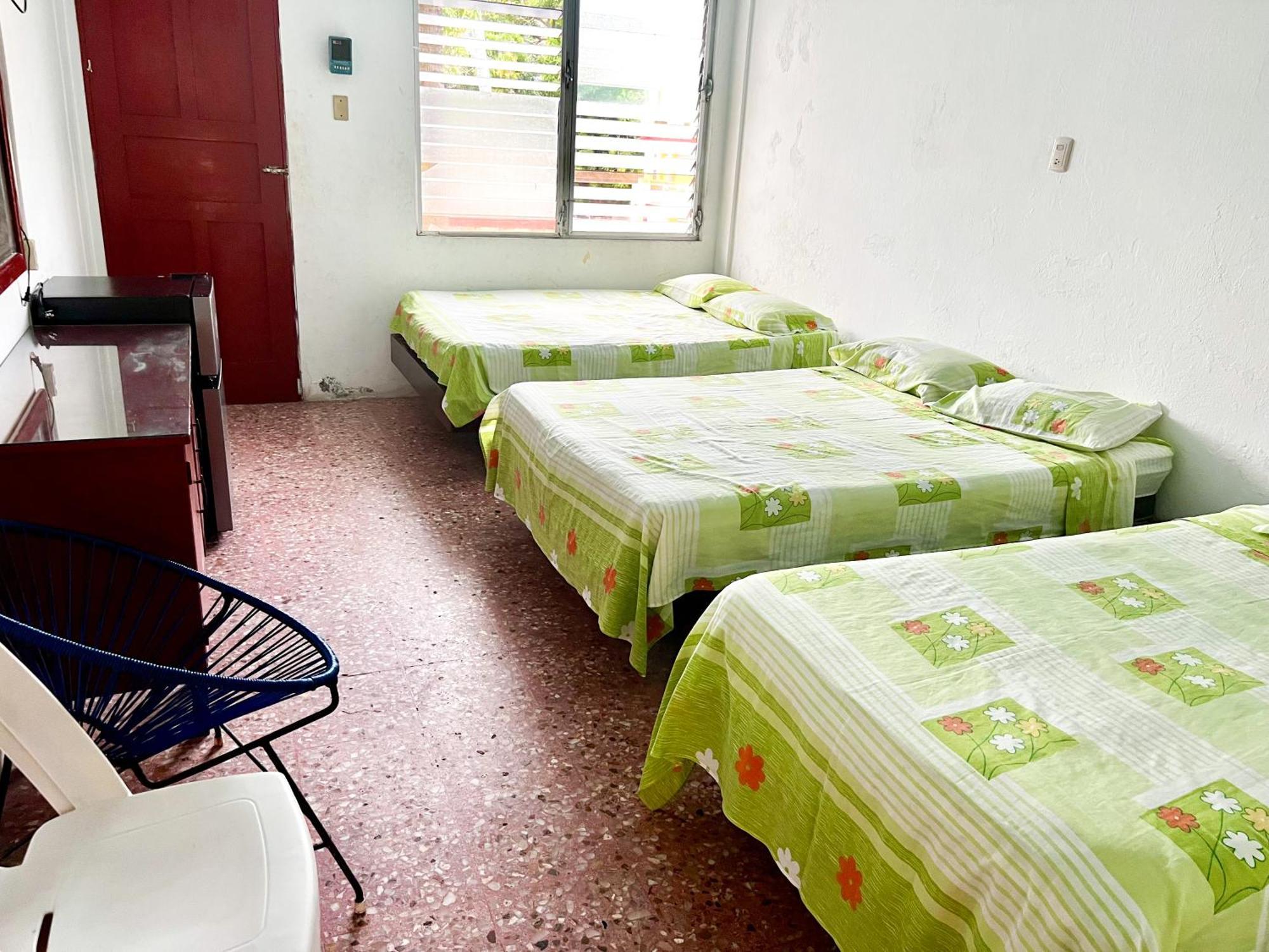 Casa De Huespedes Walton Hotel Acapulco Eksteriør billede