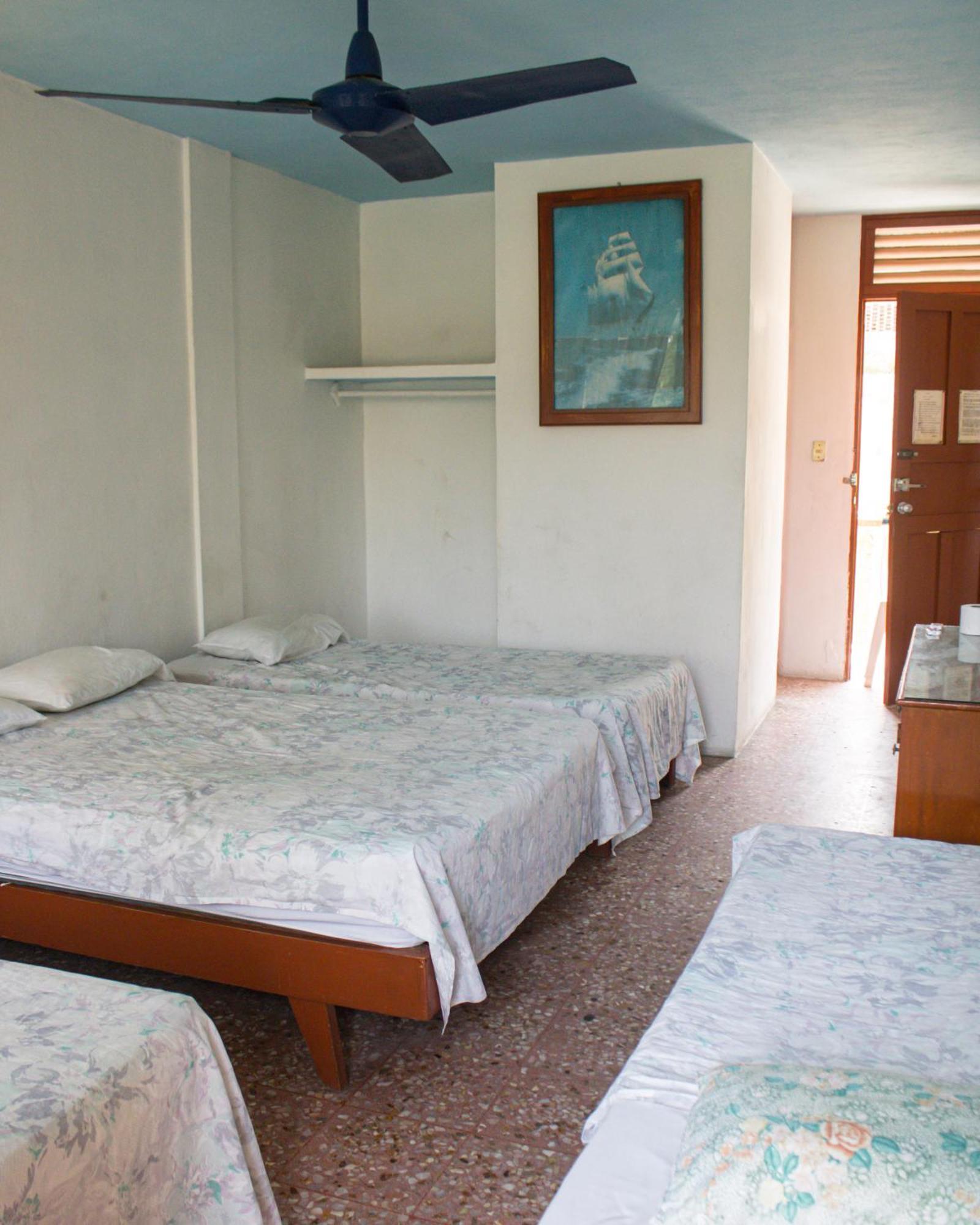 Casa De Huespedes Walton Hotel Acapulco Eksteriør billede