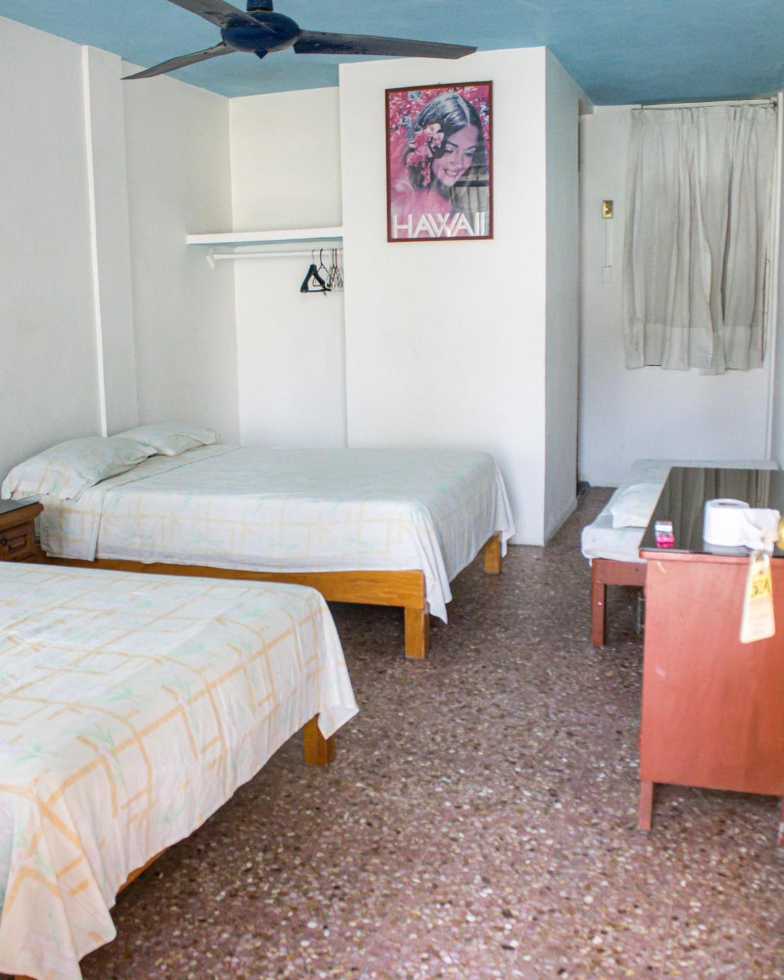 Casa De Huespedes Walton Hotel Acapulco Eksteriør billede